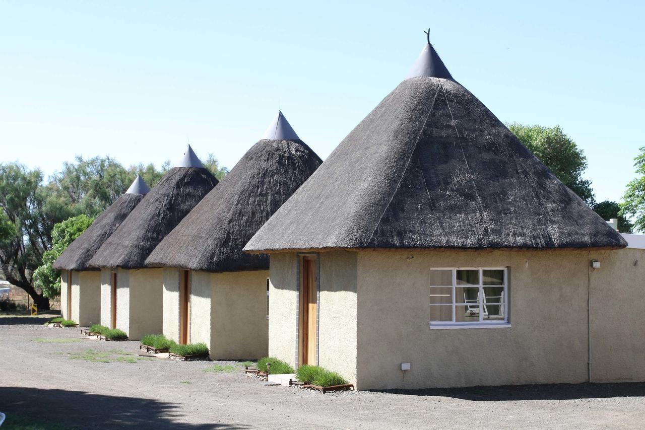 كوليزبيرغ Van Zylsvlei - A Karoo Guest Farm المظهر الخارجي الصورة